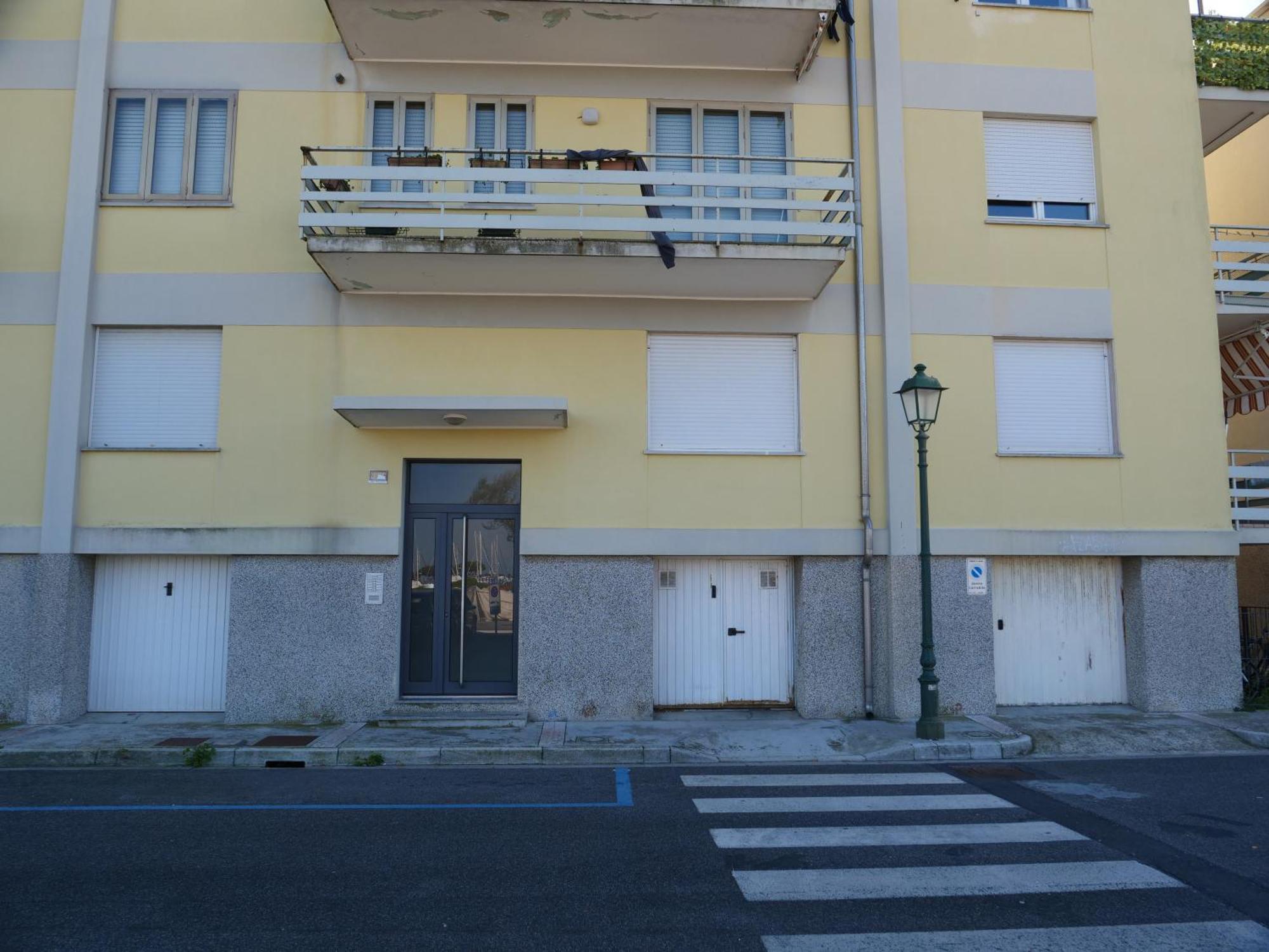 Fiore Di Mare - Delizioso Bilocale Con Posto Auto Vicino Al Porto Grado Zewnętrze zdjęcie